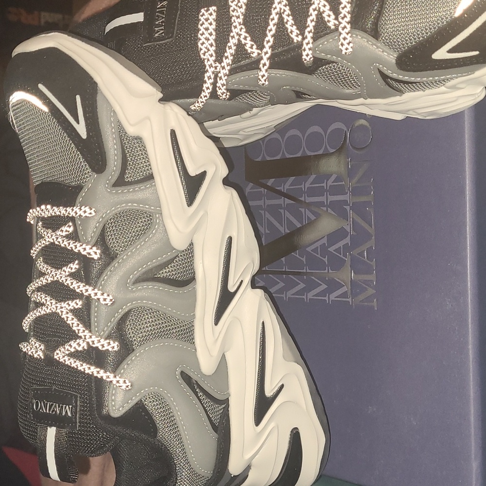 New Mazino Vortex size 7y equals 8.5 women's - Picture 2 of 11